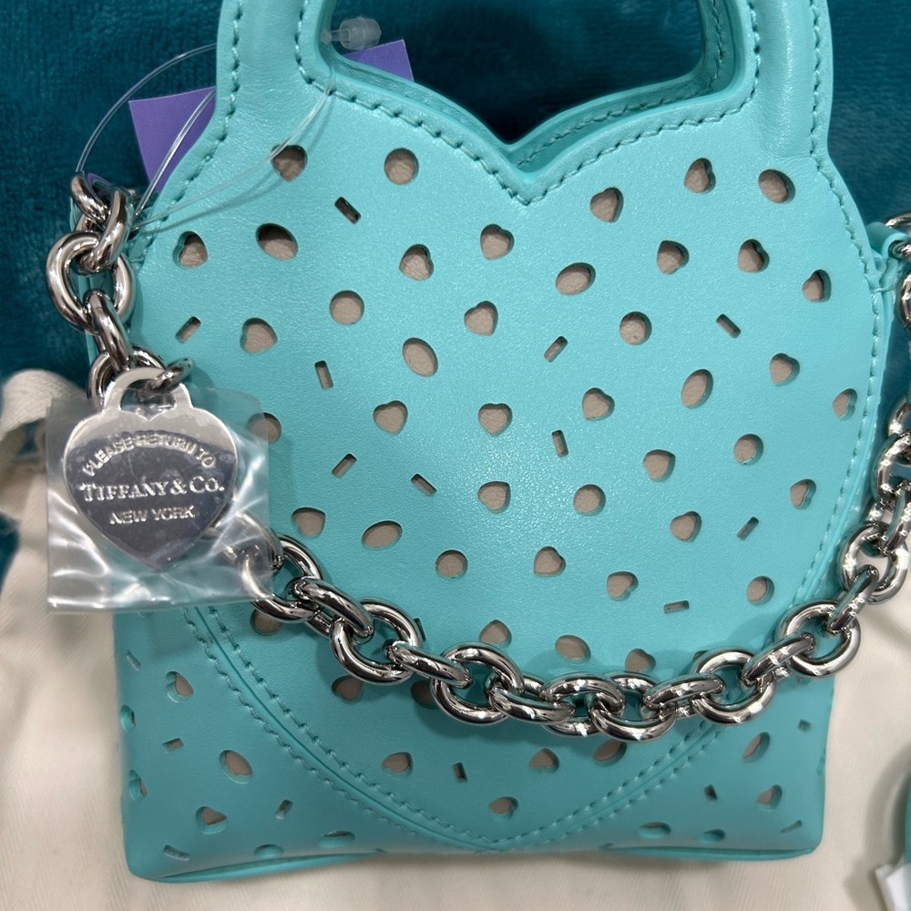 Tiffany & Co. Turquoise Small Heart Purse Bag with Silver Chain & cutout design